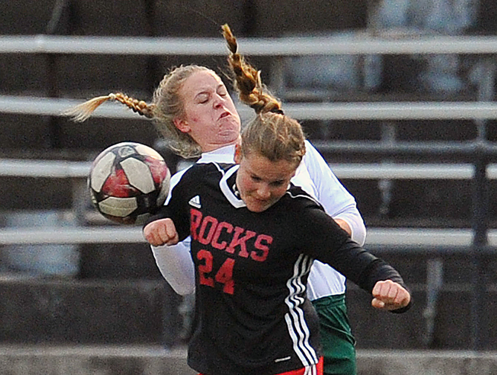 Alleman vs Rock Island girls soccer